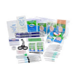 Care Plus First Aid Kit - Adventurer -De Kampeerplek 2391969 8714024383132 3