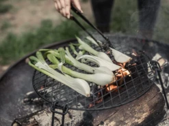 Barebones Fire Pit Grill Grate / Rond -De Kampeerplek 4228375 819665014778 4