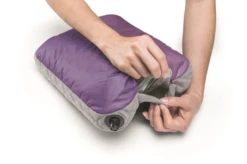 Cocoon Air Core Pillow Ul M, Purple Kussen -De Kampeerplek 5522287 799696117849 3
